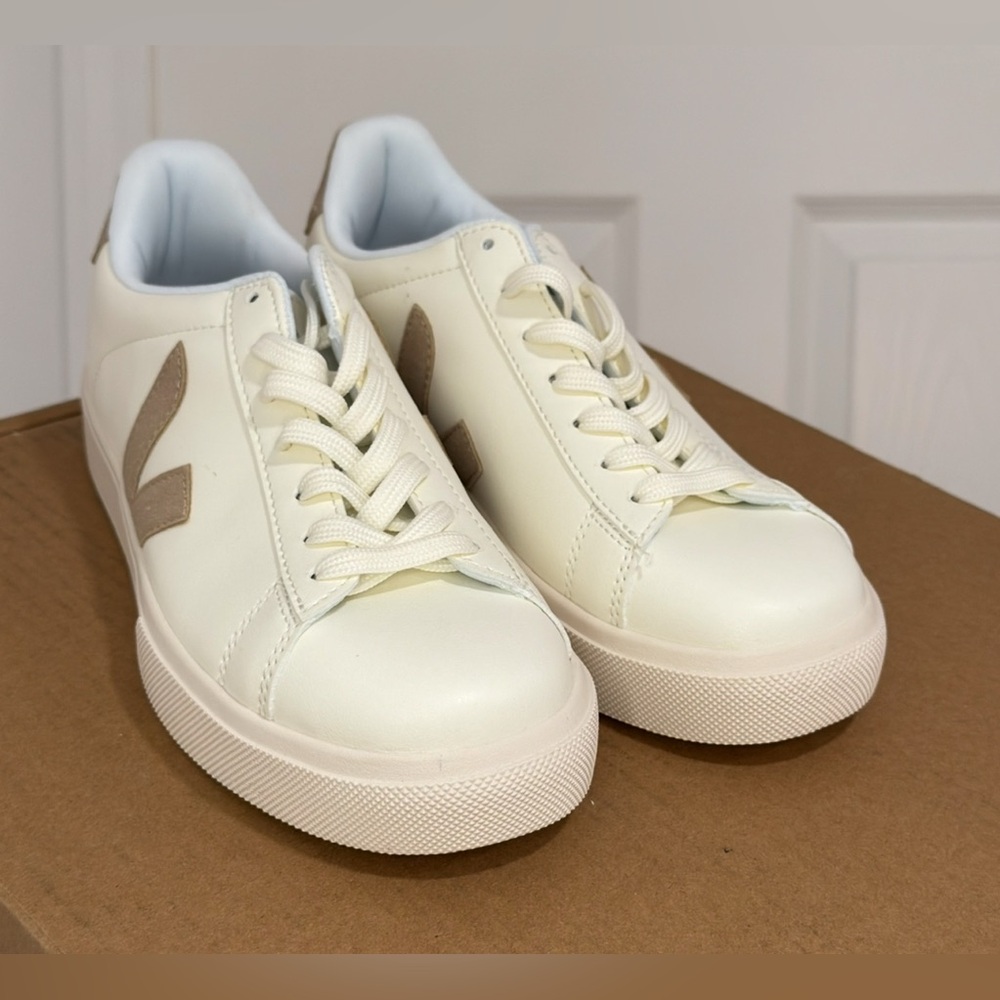 V sneaker White Taupe